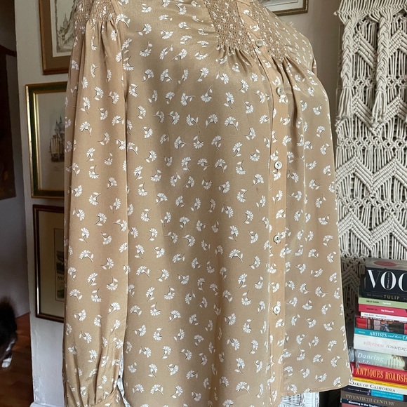 Beige silk blouze - Picture 6 of 8